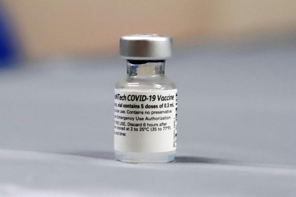 El Salvador recibe 140,400 dosis de vacunas Pfizer a través del mecanismo Covax