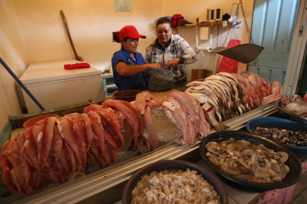 Honduras congela 19 productos alimenticios de la temporada