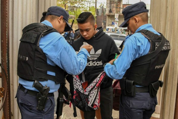 Estudiantes hondureños, en la línea de fuego de las maras 