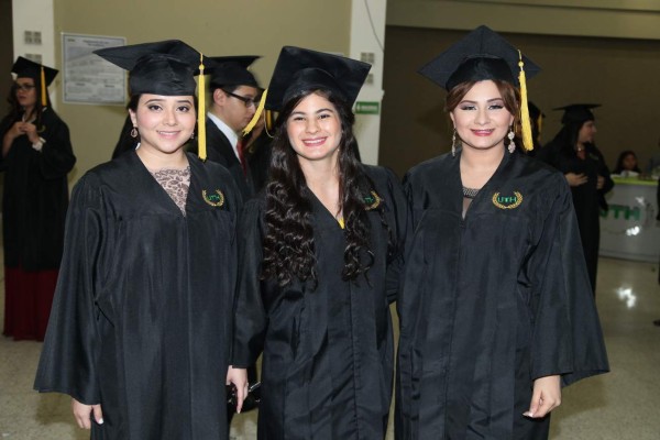 Graduación de la Universidad Tecnológica de Honduras