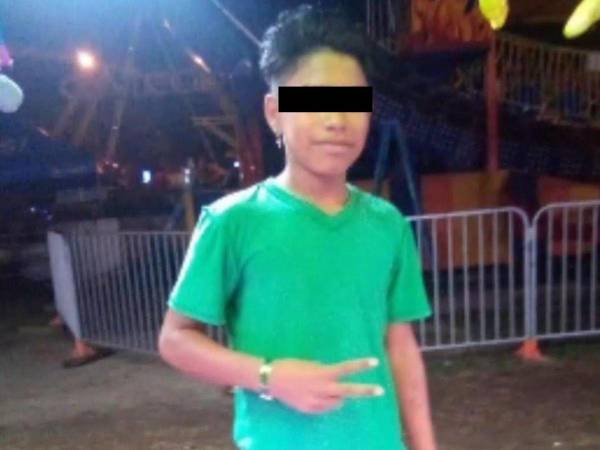 La víctima fue identificada por sus familiares como Marlon Montiel Dueñas, quienes acudieron al lugar tras conocer sobre el hallazgo..