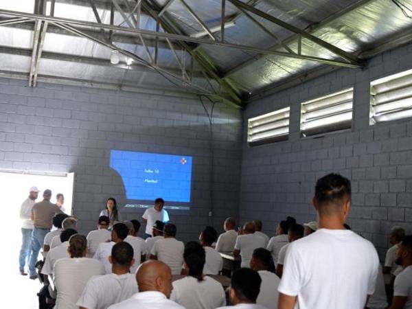 Programa de paz transforma la vida de reos en cárceles de Honduras