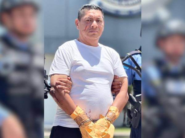 Momentos de la detención de Juan Carlos Mendoza Palma, de 47 años, originario de Guajiquiro, La Paz.