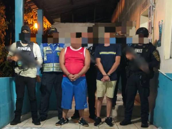 Los detenidos de 36 y 28 años de edad, fueron señalados como responsables de actividades vinculadas al tráfico de drogas.