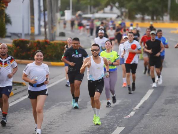 San Pedro Sula volvió a vibrar este sábado con el tercer y último bootcamp de cara a la Maratón La Prensa