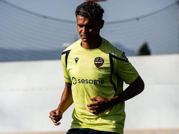 Kervin Arriaga sigue dando de que hablar en este mercado de fichajes.