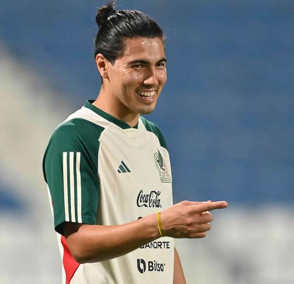 Erick Gutiérrez (México) - Si bien juega en el PSV de Países Bajos, el atacante mexicano no tuvo una buena temporada en la Eredivisie y se quedó sin ser llamado al Tricolor.