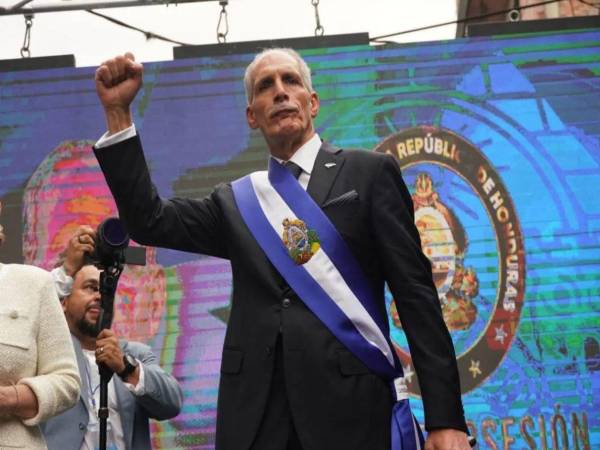 Presidente Nasry Asfura en su toma de posesión.