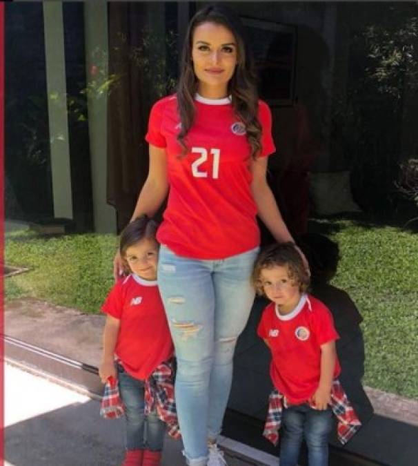 Su esposa Ana Paula, viajó hasta Rusia con sus dos pequeños para acompañarlo en este Mundial 2018.