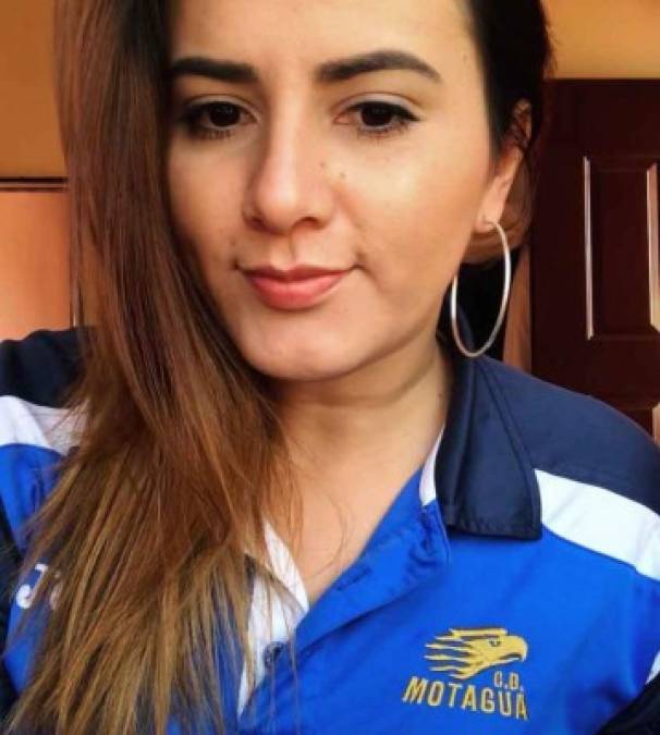 Cesia Mejía: La periodista de TVC es seguidora del Motagua.