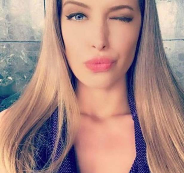 La Conejita Playboy decidió ponerle a su hija el nombre de Maria Leonor.