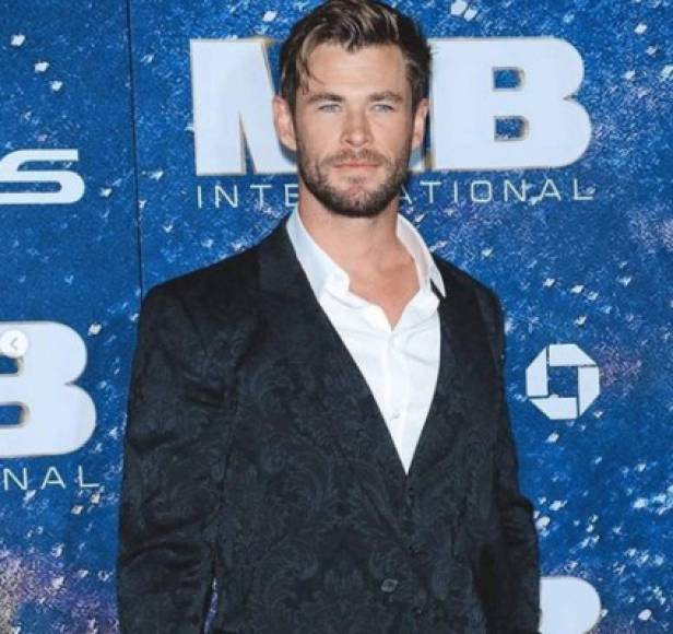 ¿Será que Chris Hemsworth siempre fue uno de los más bellos de todo su entorno?.