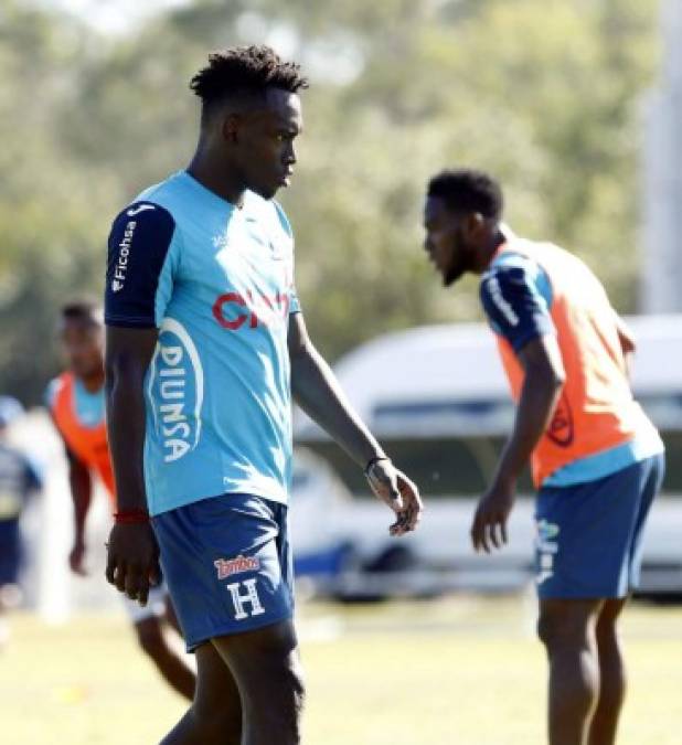 ALBERTH ELIS: También ha brillado en el Houston Dynamo, suma un gol y una asistencia -para Romell Quioto-. Estará en el tridente junto a su compañero de equipo y con Andy Nájar.