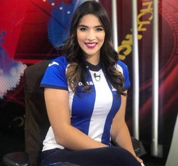 Carolina Lanza brilla en la TV de Honduras.