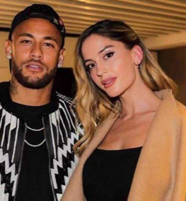 Todo indica que Neymar ya no anda con Natalia Barulich, exnovia de Maluma.