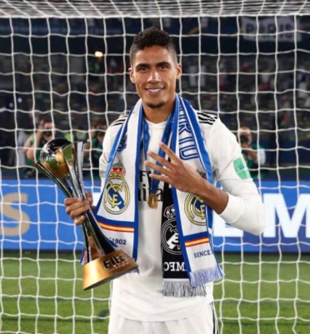 Varane es pretendido por la Juventus ya que al parecer ha sido pedido por Cristiano Ronaldo en el club italiano. El zaguero francés ha conquistado 16 títulos en total con Real Madrid.