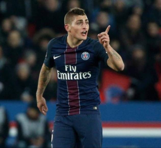 Según The Sun, el Chelsea va a por todas con Marco Verratti y va a hacer una oferta de 65 millones de euros al PSG para hacerse con el centrocampista italiano. Sin embargo, no va ser fácil. El propio jugador ha dicho que está feliz en París y tratará de utilizar este nuevo ofrecimiento para mejorar su salario, que ronda los 140.000 euros a la semana.