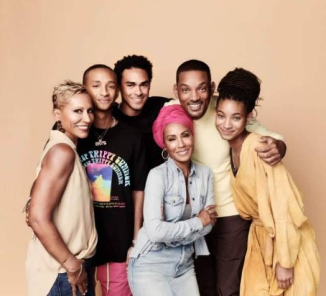 <a href='https://www.laprensa.hn/fotogalerias/farandula/1393443-410/august-alsina-quien-es-rapero-amante-jada-pinkett-enga%C3%B1o-will-smith-infidelidad' style='color:red;text-decoration:underline' target='_blank'>MIRA: ¿Quién es August Alsina?, el rapero con que Jada Pinkett engañó a Will Smith</a>