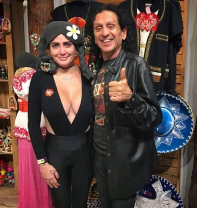 La polémica hija del rockero Álex Lora hizo las revelaciones durante una entrevista con Adela Micha en su show la 'Saga'.