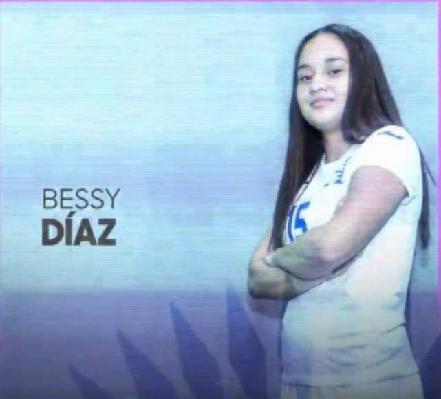 Bessy Díaz: Defensora.