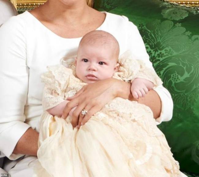 Archie Harrison Mountbatten-Windsor está cumpliendo dos meses de edad este 6 de julio.