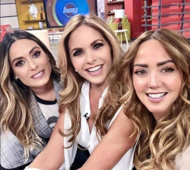 Lucero estuvo de invitada especial promocionando su sencillo 'Necesitaría' en el programa matutino, donde compartió con las conductoras Galilea Montijo y Andrea Legarreta .