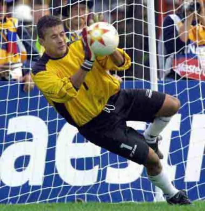 Henry Enamorado: El exportero hondureño que fue figura de Honduras para lograr el tercer lugar en la Copa América en el 2001, cuenta con su complejo deportivo.