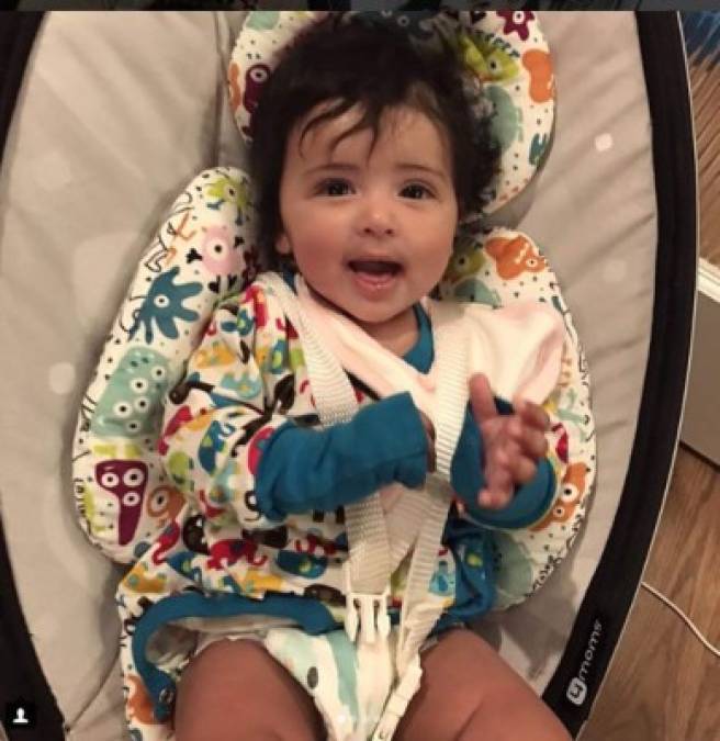 La exMiss Universo, Amelia Vega, está muy feliz con su pequeña Alía Horford Vega.