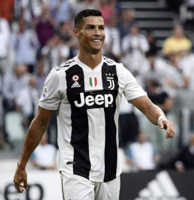 2. Cristiano Ronaldo - Del Real Madrid a la Juventus por 117 millones de euros.