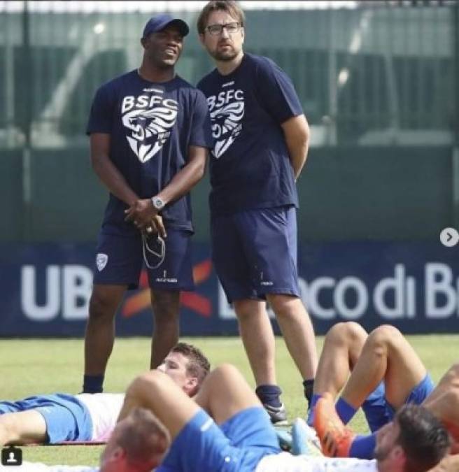 David Suazo fue nombrado en junio pasado el nuevo entrenador del equipo Brescia, de la segunda división de Italia. El exdelantero ha declarado que le gustaría ser entrenador de la Selección de Honduras en un futuro.<br/>