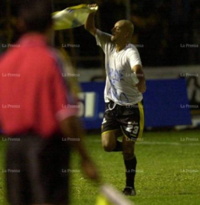 Pedrinho ganó en el 2003 el título con Real España ante Olimpia y en Tegucigalpa. El brasileño asegura que es un momento inolvidable.