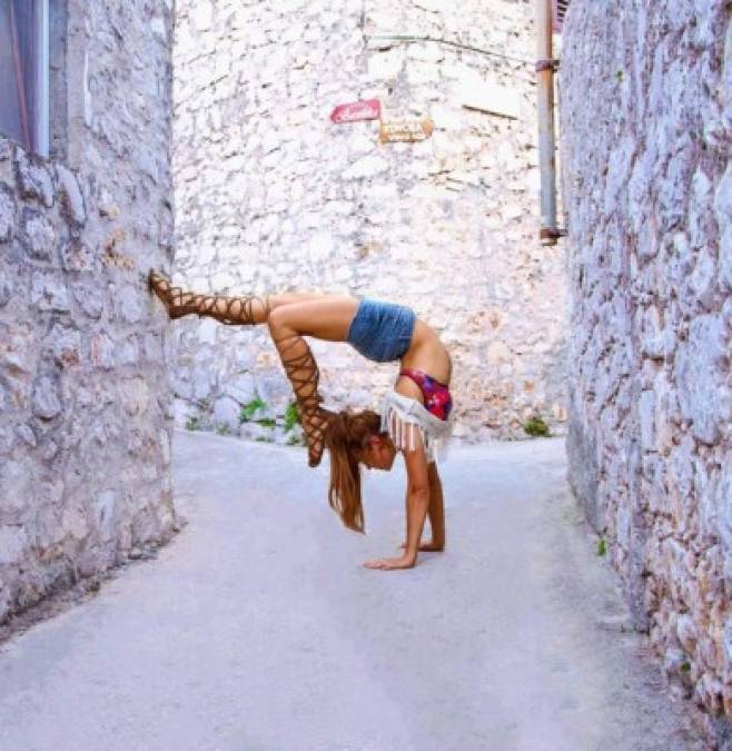 El yoga es la mejor terapia que ha encontrado tras el accidente que sufrió.