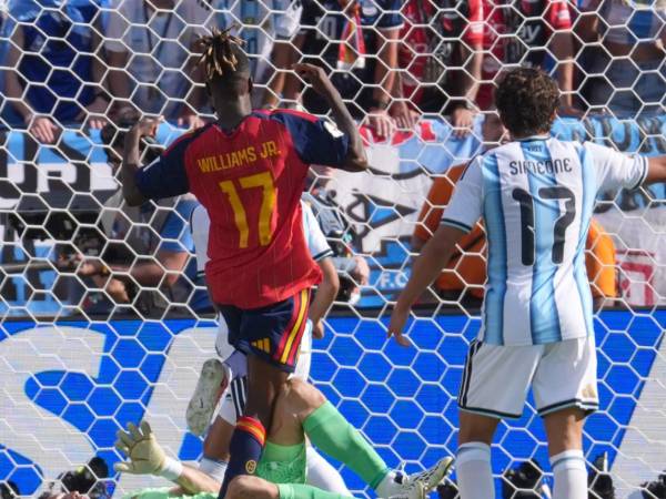 Nico Williams marcó en el inicio de la prórroga, pero la anotación no fue validada.