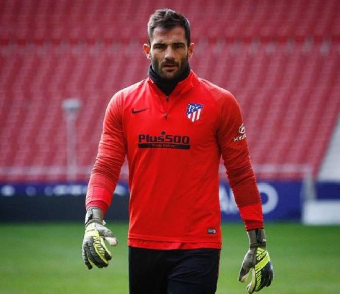 El Atlético de Madrid descarta la llegada de un portero suplente para Jan Oblak, y dará una nueva oportunidad a un Antonio Adán que esta temporada ha jugado un único partido, el de Copa del Rey ante la Cultural Leonesa, siendo la de su continuidad una decisión criticada por la afición rojiblanca.