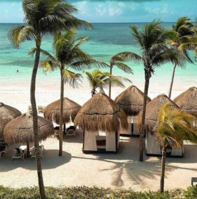 La ciudad ofrecía pintorescos hoteles y restaurantes con todo tipo de comidas para los turistas que deseaban escaparse un fin de semana a la playa.