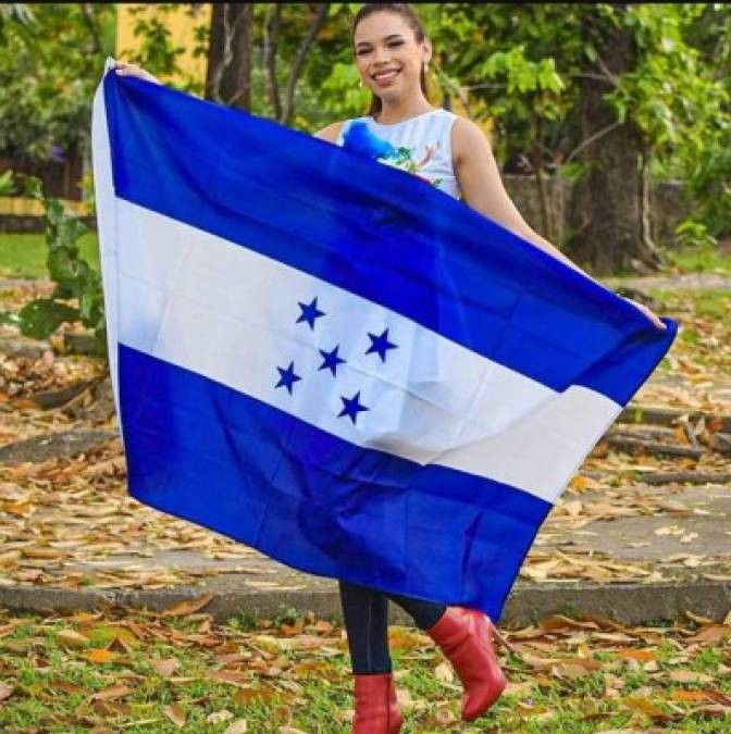 El pasado mes de febrero, Angie Flores puso en alto el nombre de Honduras al ganar el segundo lugar del reality musical 'La Academia'. Desde entonces ha sido aclamada por sus miles de fans, quienes se hacen llamar 'Angielivers'.
