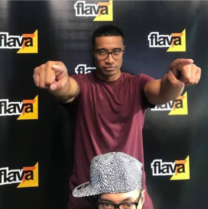 Magasiva también fue locutor. El actor era co-anfitrión de la estación de radio de Nueva Zelanda Flava .