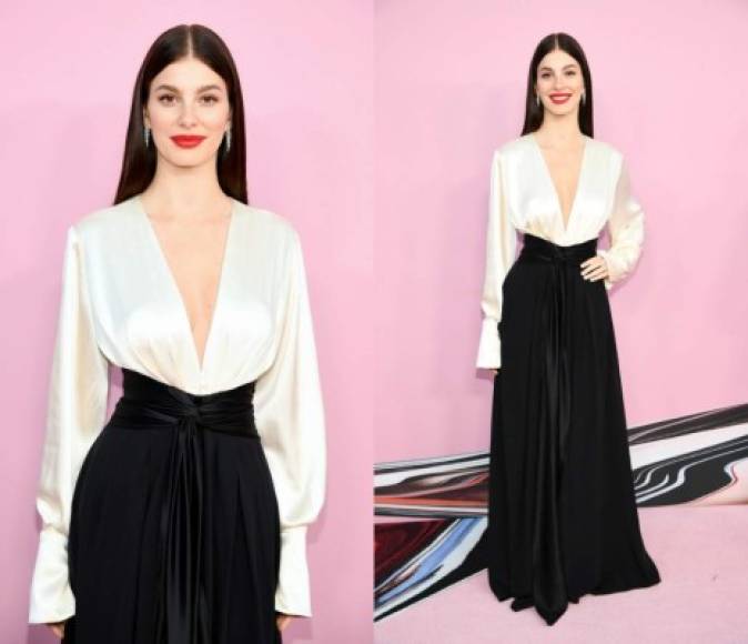 Camila Morrone lució chic en vestido blanco y negro que resaltaba su diminuta cintura.<br/><br/>La modelo argentina, novia de Leonardo DiCaprio, lució un diseño de Prabal Gurung con joyas de EFFY.