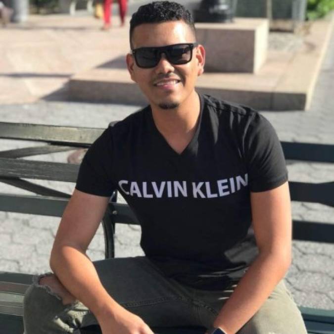 Este joven de 29 de años que pasó de lavar platos en McDonald’s a ser analista financiero de una empresa multinacional, afirma que este momento está concentrado en terminar su maestría en la Universidad de New York.