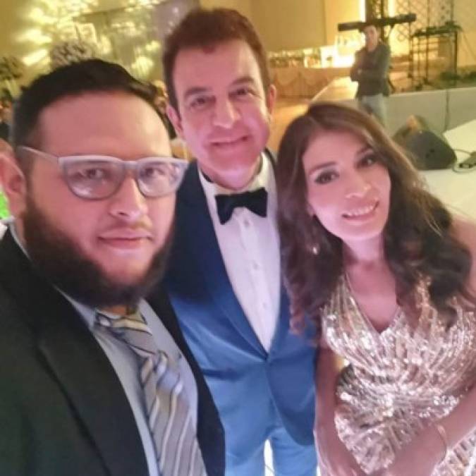 Salvador Nasralla e Iroshka Elvir fueron de los invitados de lujo que dijeron presente a la mágica boda.