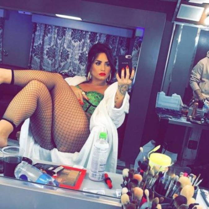 Demi es una mujer curvilínea, y su cuerpo siempre es cautivante.