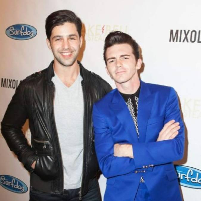 Drake Bell y Josh Peck.<br/><br/>Mucho se ha especulado sobre las razones del por qué Josh no invitó a quien fuera su hermano en la famosa serie de Nickelodeon Drake y Josh, la realidad es que de acuerdo a una fuente, Peck aseguró que no eran amigos cercanos y que de hecho tenía más de tres años sin hablar con Bell.<br/>