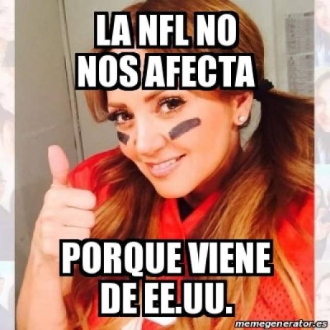 Hasta Andrea Legarreta se coló en el Super Bowl 50.