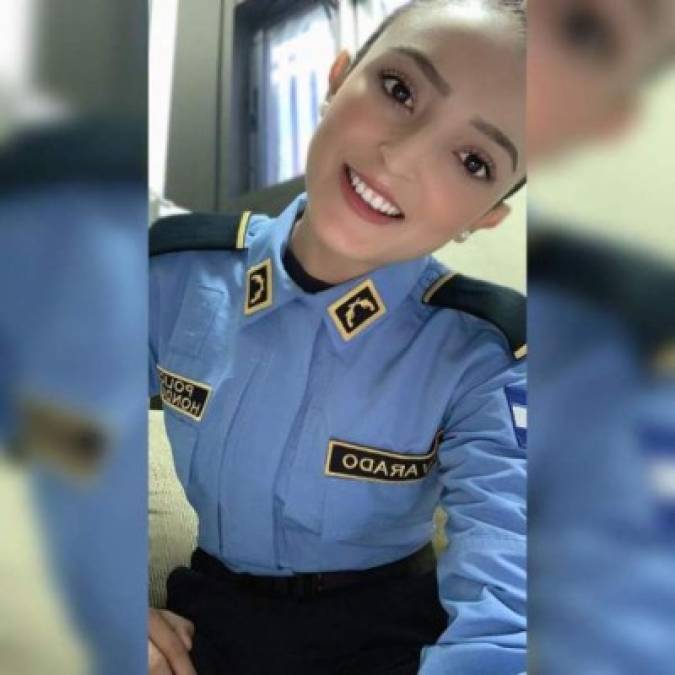 La guapa policía tenía semanas de no publicar nada nuevo en su cuenta de Instagram, esto desde que anunció su salida de la Policía Nacional.