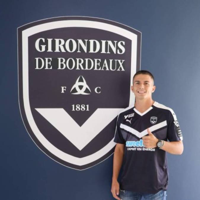 El Barcelona cede a Sergi Palencia al Girondins de Burdeos por una temporada. El lateral derecho de 22 años viene de disputar 31 partidos en Segunda con el filial azulgrana.