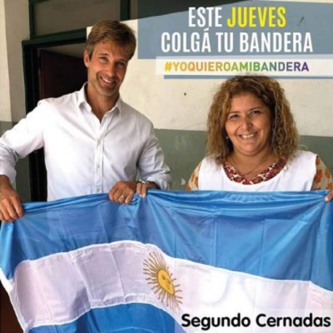 En el 2014 se fue del mundo de la interpretación para que empezara su trabajo como concejal del partido de Tigre por Cambiemos, en su país natal Argentina.<br/><br/>
