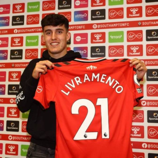 El Southampton FC ha fichado al lateral derecho inglés Valentino Livramento por 5.900.000 €. Firma hasta junio de 2026 y llega procedente del Chelsea. Foto Twitter Southampton.