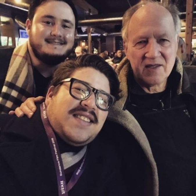 El productor Andrew Goldstein y el director Jurek Jablonicky, ambos hondureños, junto al cineasta alemán Werner Herzog considerado uno de los mejores documentalistas de todos los tiempos.