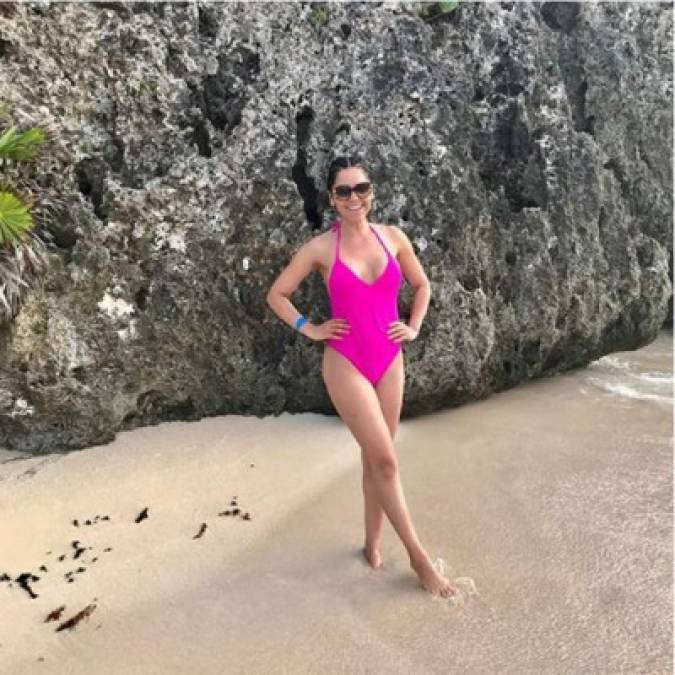 La belleza de Wendy Salgado se lució en las playas hondureñas.