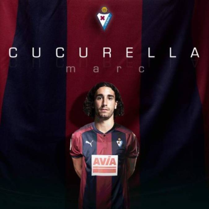 El Eibar oficializa la llegada del lateral español Marc Cucurella, cedido por el Barcelona.
